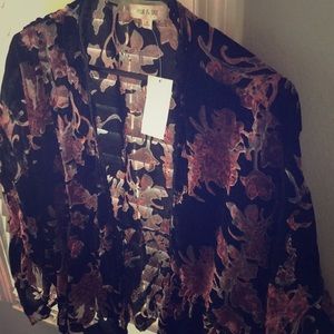 Taylor & Sage Flowy Cardigan